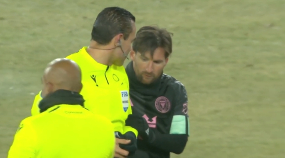  賽后向梅西要簽名！ESPN：墨西哥裁判被停哨半年，再犯無限期停哨