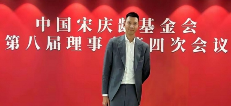  時隔5個月首次公開露面！大河報：易建聯(lián)關(guān)聯(lián)公司成被執(zhí)行人
