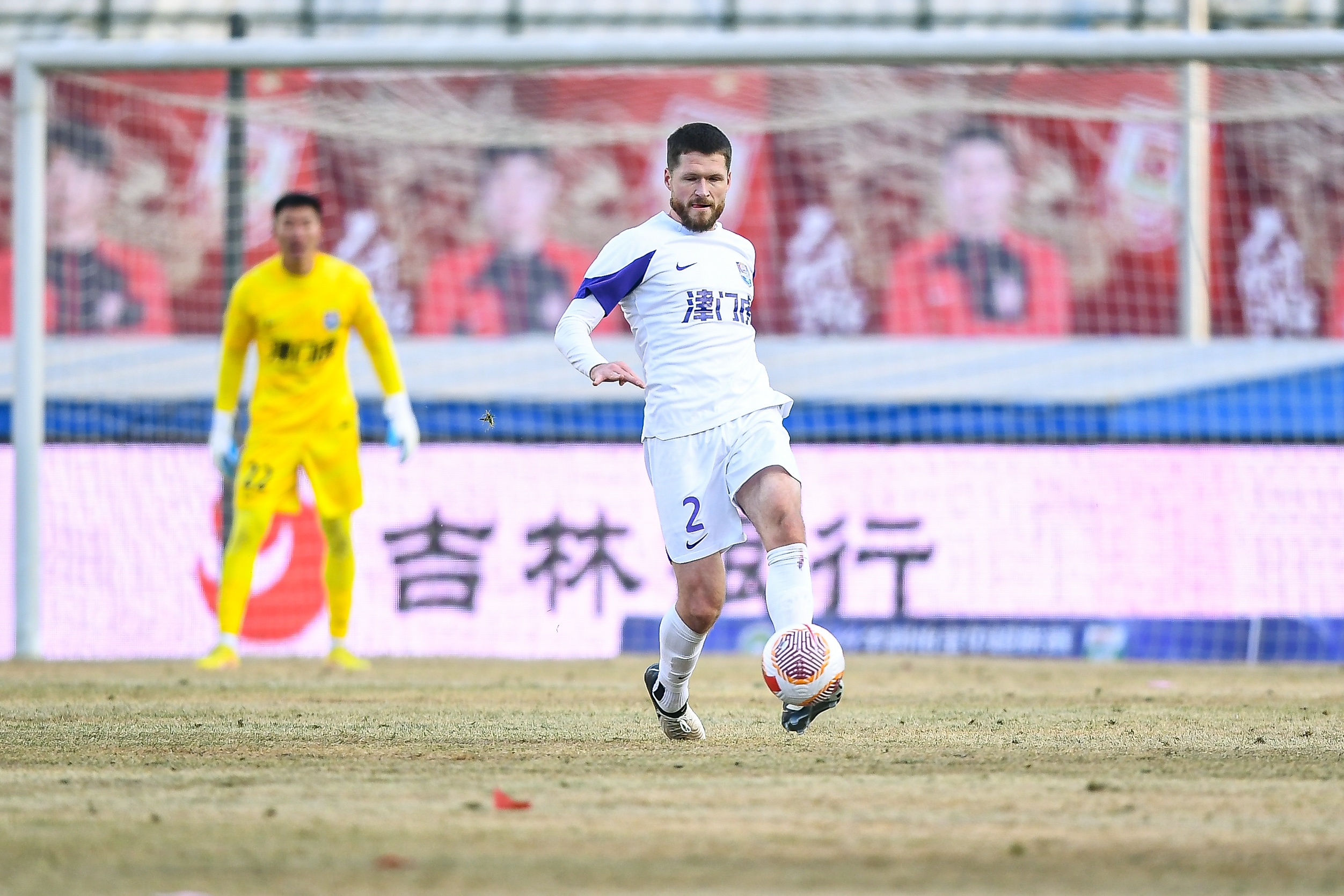  津門(mén)虎舊將亞冠對(duì)決格蘭特勝出，津媒：他離開(kāi)津門(mén)虎因存?zhèn)‰[患