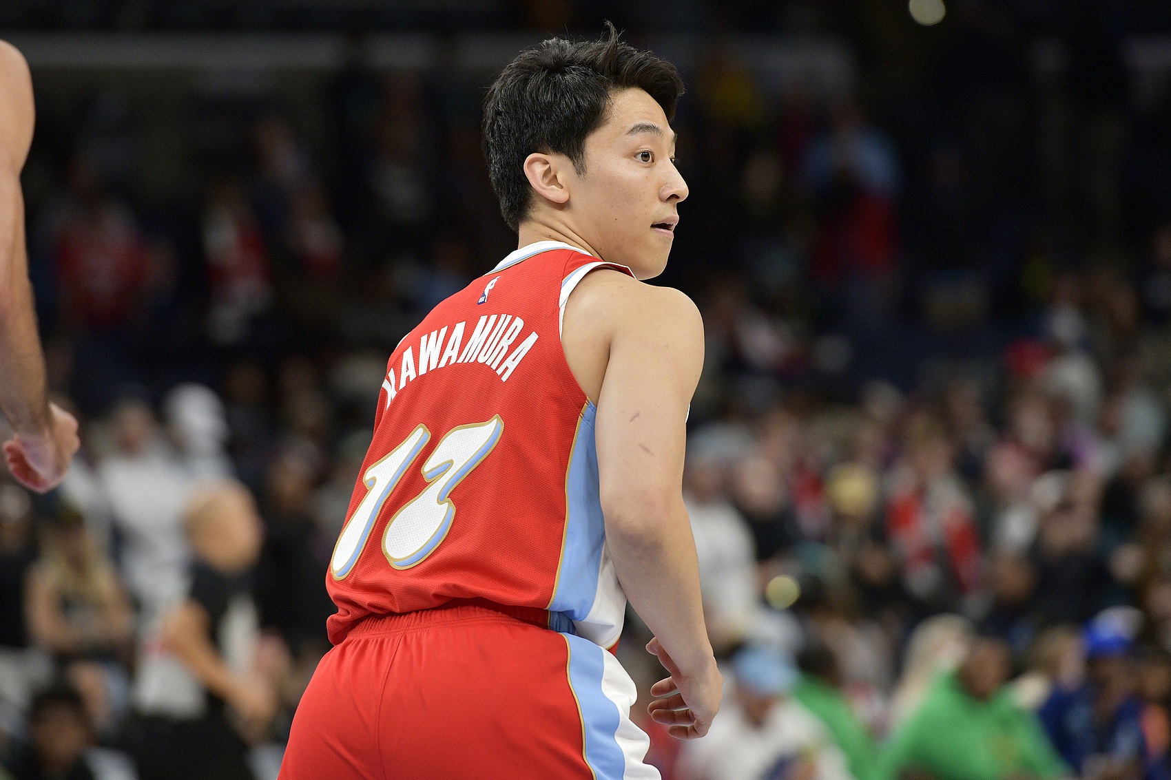  孟菲斯疾行15勝19負(fù)無緣季后賽 河村勇輝場(chǎng)均12.4分7.8助攻