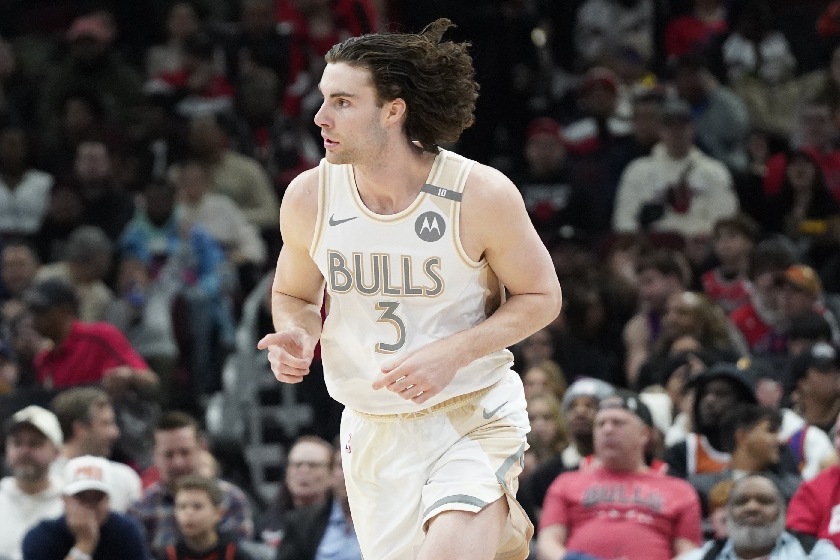  比肩喬詹登約威東魔！基迪最近10場(chǎng)220分96板100助 NBA歷史第8人