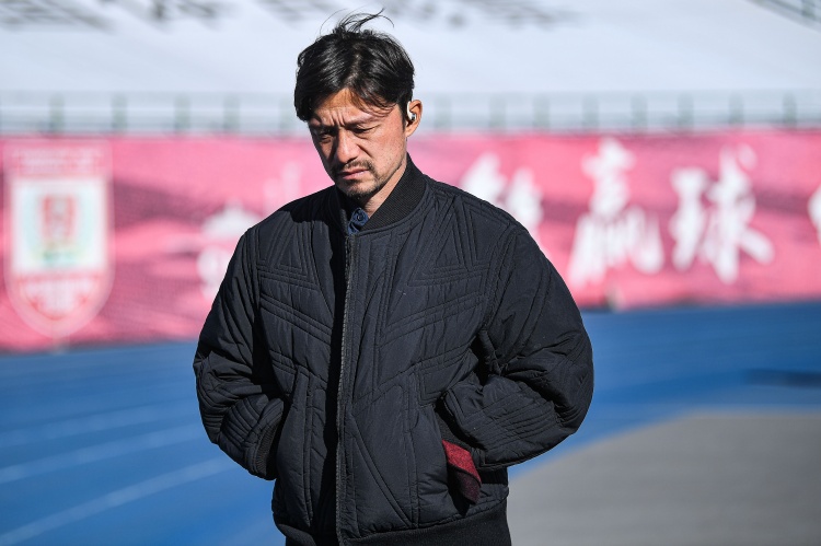  兩隊(duì)均三連敗開局！足球報(bào)談亞泰vs三鎮(zhèn)：亞泰力爭(zhēng)打好第一個(gè)主場(chǎng)